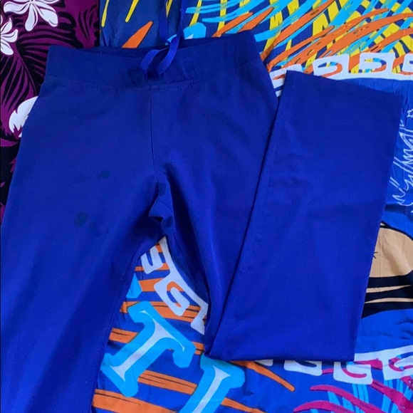 Figs Scrub Bottom - Picture 1 of 3